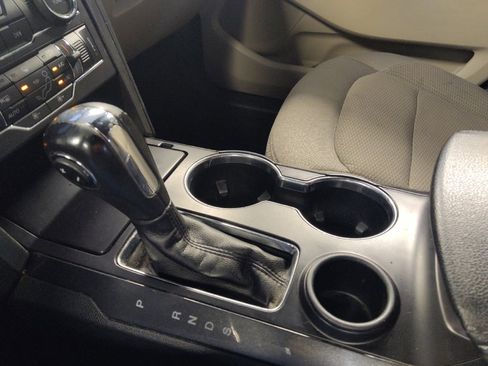 Used 2019 Ford Explorer XLT w/ Equipment Group 201A image 26