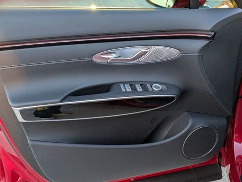 New 2026 Genesis GV70 2.5T AWD/4WD image 10