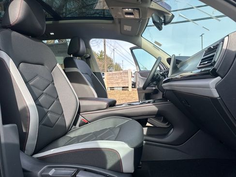 New 2026 Volkswagen Atlas Peak Edition image 16