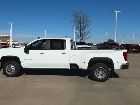 New 2026 Chevrolet Silverado 3500 LT w/ Safety Package image 6