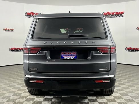 Used 2024 Jeep Wagoneer Series II w/ Flexible Seating Group image 7