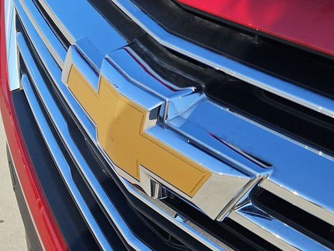 Used 2023 Chevrolet Traverse LT w/ LPO, Cargo Package FWD image 30