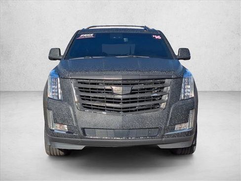 Used 2016 Cadillac Escalade Platinum image 2