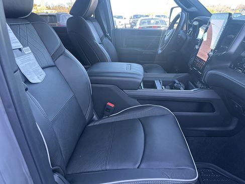 New 2026 RAM 2500 Limited image 32