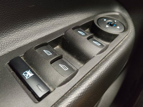 Used 2016 Ford Escape SE FWD image 27