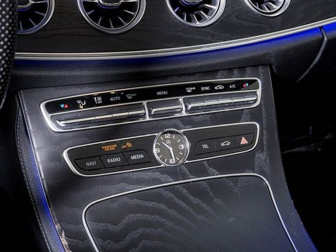 Used 2019 Mercedes-Benz E 450 4MATIC Cabriolet image 26