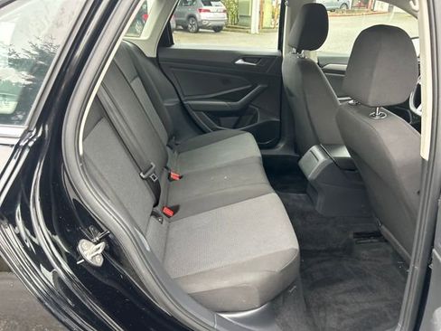 Used 2020 Volkswagen Jetta R-Line image 11