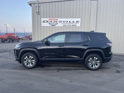 New 2026 Chevrolet Equinox LT w/ Convenience Package II image 5