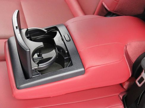 Used 2022 Lexus GX 460 Premium w/ Premium Package image 40