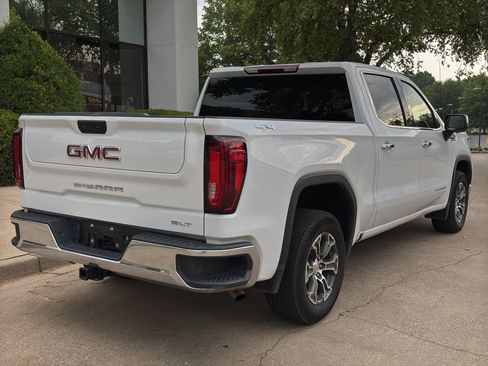Used 2025 GMC Sierra 1500 SLT AWD/4WD image 8
