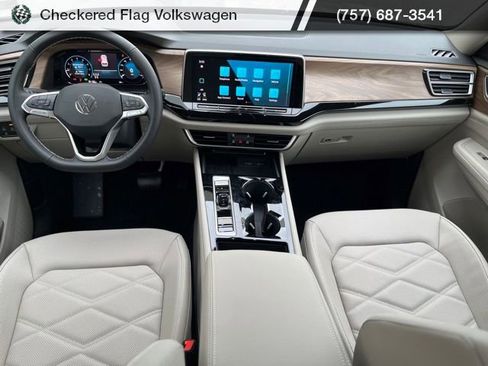 New 2026 Volkswagen Atlas SE image 23