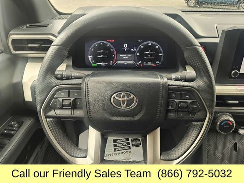 Certified 2024 Toyota Tacoma TRD Off-Road AWD/4WD image 16