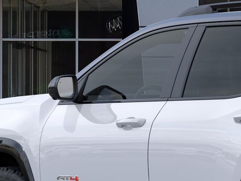 New 2026 GMC Terrain AT4 w/ Technology Package II AWD/4WD image 12