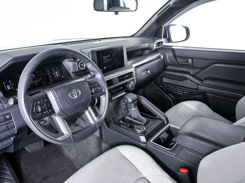 Used 2025 Toyota 4Runner SR5 RWD image 5