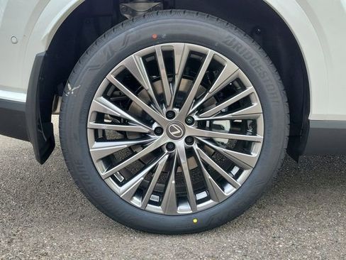 New 2026 Lexus RX 450h AWD image 5