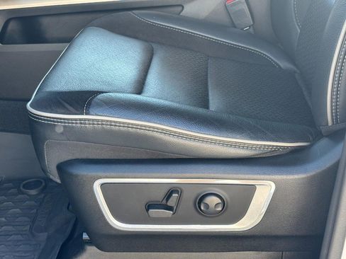 Used 2022 RAM 1500 Laramie image 30