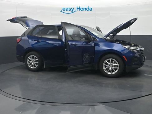 Used 2022 Chevrolet Equinox LS FWD image 35