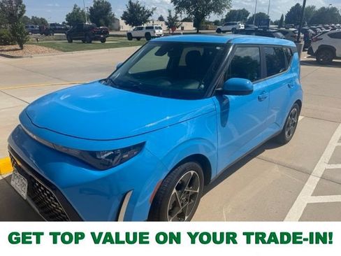 Used 2023 Kia Soul EX FWD image 1