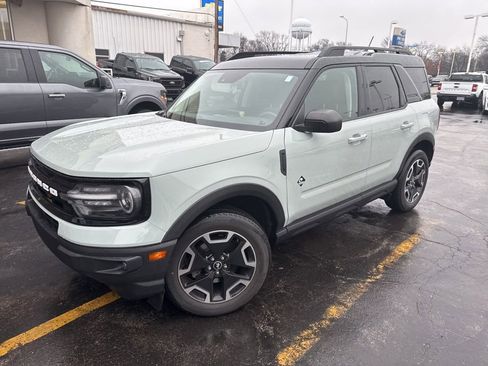 Used 2021 Ford Bronco Sport Outer Banks image 3