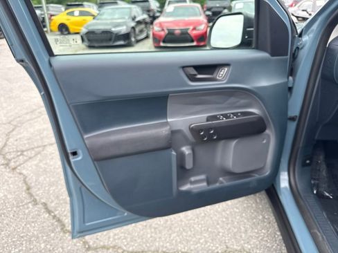 Used 2023 Ford Maverick XL FWD image 21