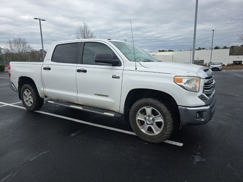 Used 2016 Toyota Tundra SR5 image 13