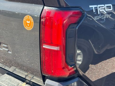 Used 2024 Toyota Tacoma TRD Sport image 18