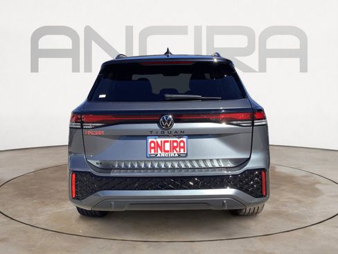 New 2026 Volkswagen Tiguan SE R-Line image 7