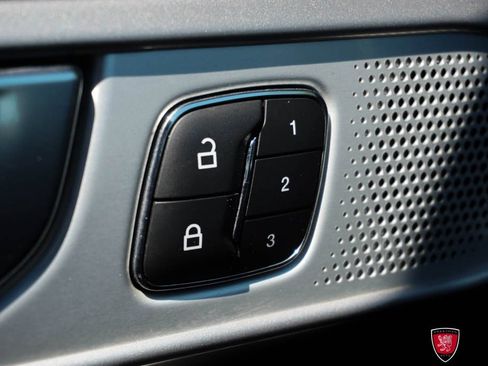 Used 2024 Ford Explorer ST w/ Equipment Group 401A AWD/4WD image 29