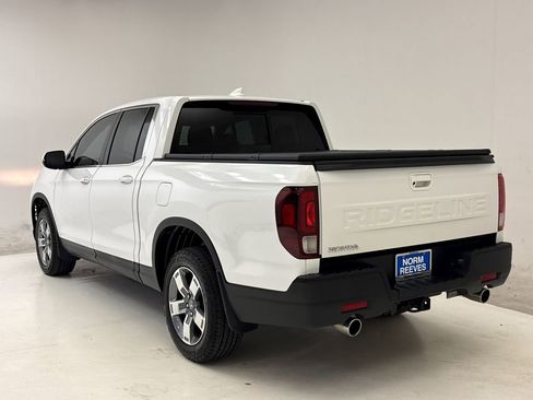 Certified 2025 Honda Ridgeline RTL image 7