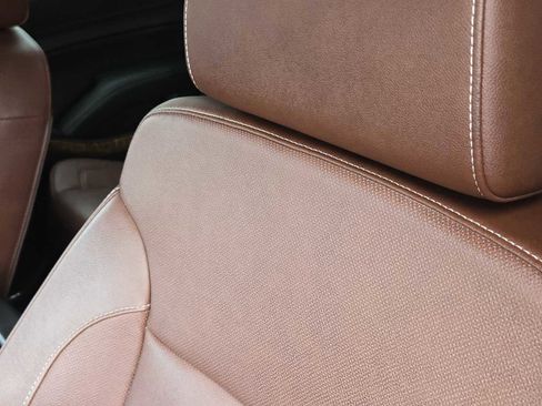 Used 2020 Chevrolet Tahoe Premier w/ Premier Plus Edition image 15