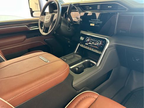 New 2025 GMC Sierra 2500 Denali Ultimate image 34