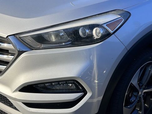 Used 2017 Hyundai Tucson Limited image 12