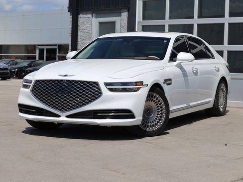 Used 2020 Genesis G90 3.3T Premium AWD/4WD image 3