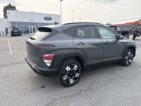 Used 2025 Hyundai Kona SEL AWD/4WD image 3