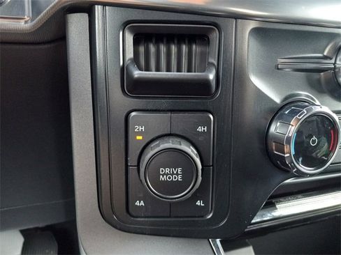 Used 2025 Ford F150 Lariat image 21