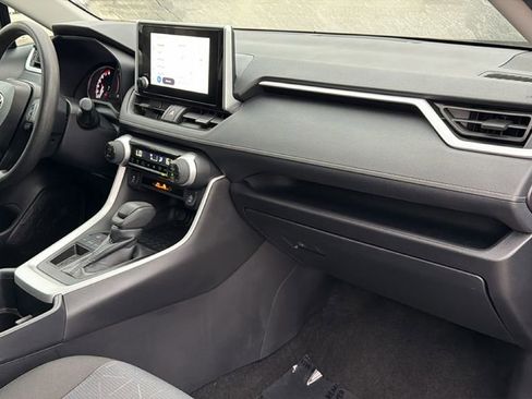 Certified 2025 Toyota RAV4 XLE FWD image 41
