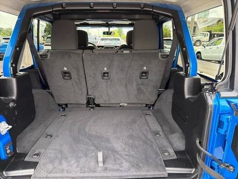 Used 2021 Jeep Wrangler Unlimited Sport AWD/4WD image 9