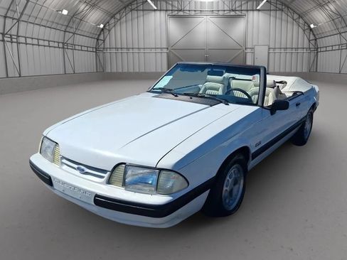 Used 1990 Ford Mustang LX RWD image 41