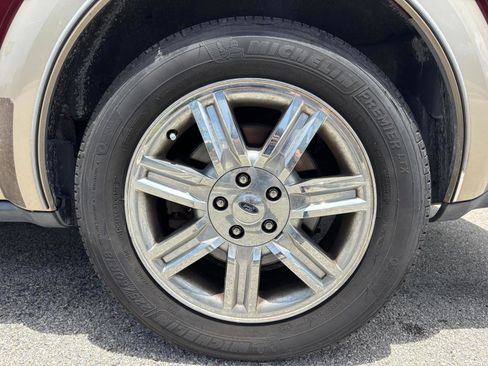Used 2008 Ford Taurus X Eddie Bauer FWD image 32