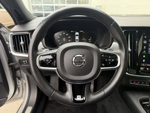 Used 2020 Volvo S90 T8 Inscription w/ Advanced Package image 15