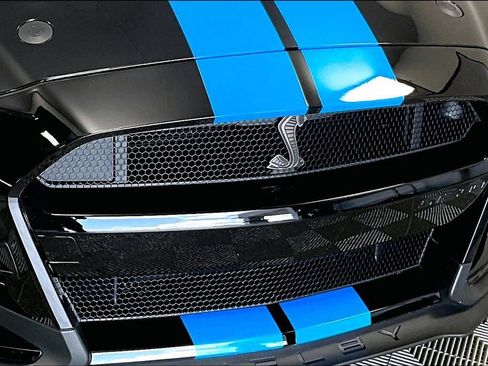 Used 2021 Ford Mustang Shelby GT500 w/ Technology Package image 30