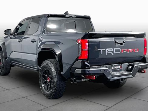 Used 2025 Toyota Tacoma TRD Pro AWD/4WD image 12