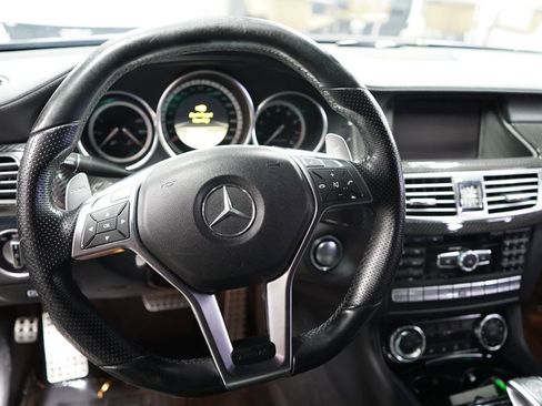 Used 2012 Mercedes-Benz CLS 63 AMG image 28