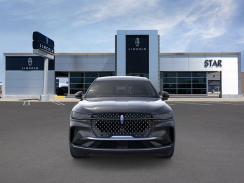 New 2026 Lincoln Nautilus Premier AWD/4WD image 6