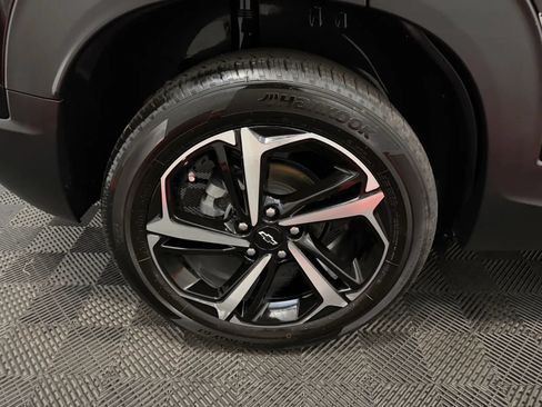 Used 2022 Chevrolet TrailBlazer RS FWD image 19