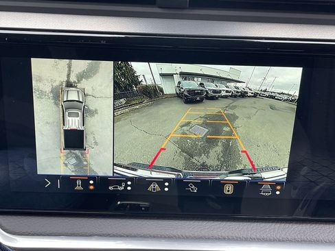 New 2026 GMC Sierra 1500 Denali w/ Technology Package AWD/4WD image 15