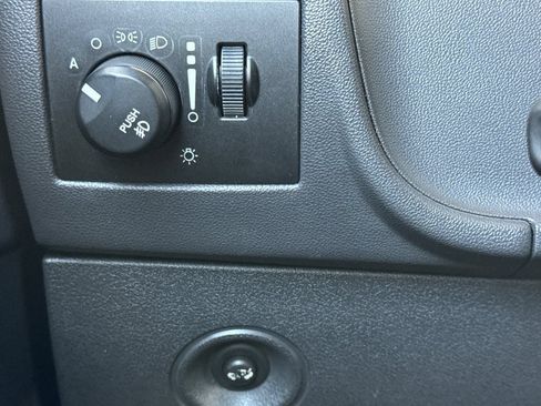 Used 2010 Dodge Challenger R/T RWD image 24