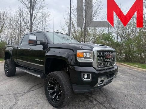 Used 2018 GMC Sierra 2500 Denali w/ Duramax Plus Package image 1