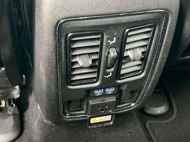 Used 2021 Jeep Grand Cherokee Limited AWD/4WD image 21