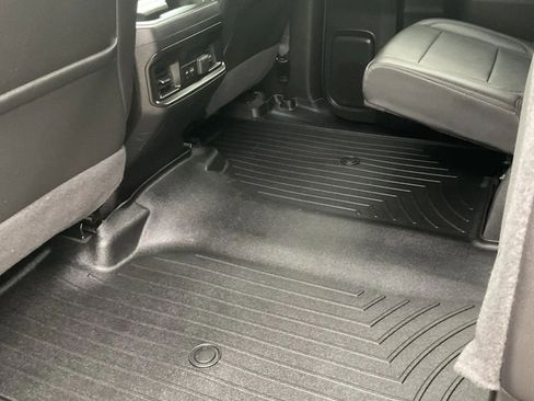 Used 2022 Chevrolet Silverado 1500 RST w/ Convenience Package II AWD/4WD image 50